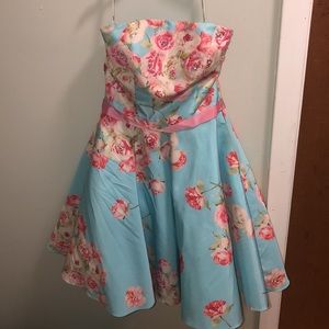 Sherri Hill Prom Dress